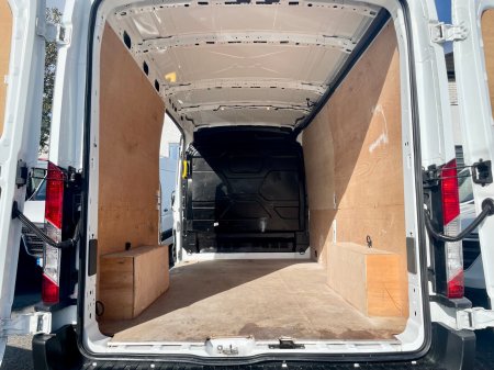 2025 Ford Transit - photo 17