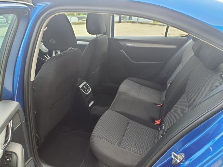 2016 Skoda Octavia - photo 17