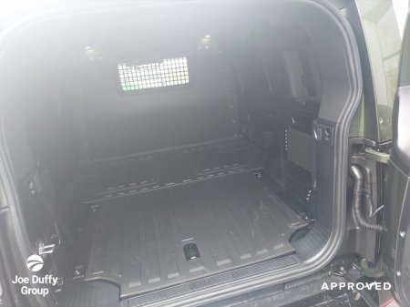 2026 Land Rover Defender - photo 13