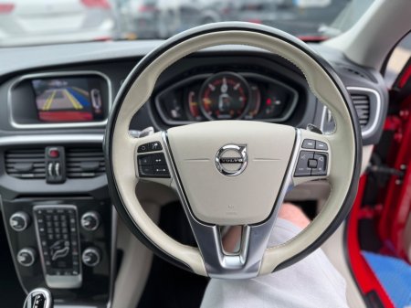 2018 Volvo V40 - photo 21