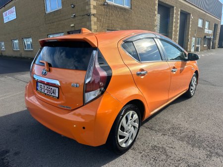 2015 Toyota Aqua - photo 6