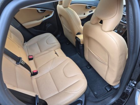 2020 Volvo V40 - photo 18