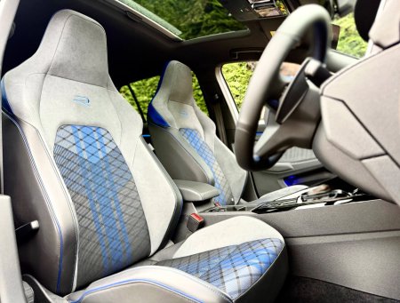 2023 Volkswagen Golf - photo 22