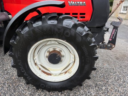 2004 Valtra 8050 - photo 5