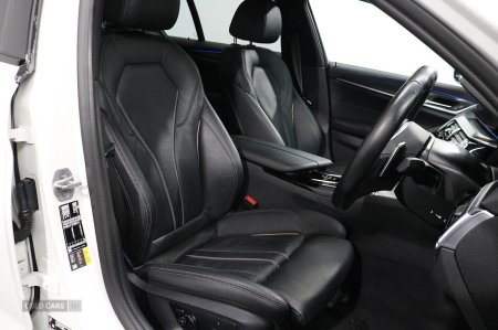 2022 BMW 5-Series - photo 14