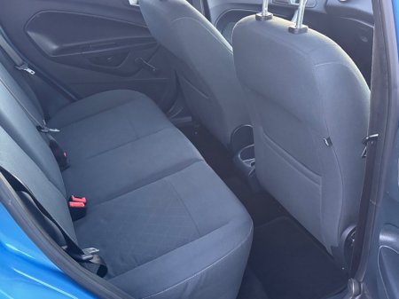 2012 Ford Fiesta - photo 11