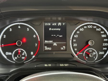 2020 Volkswagen Polo - photo 10