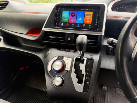 2019 Toyota Sienta - photo 10
