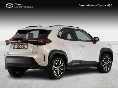 2024 Toyota Yaris Cross - photo 2