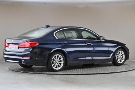 2017 BMW 5-Series - photo 9