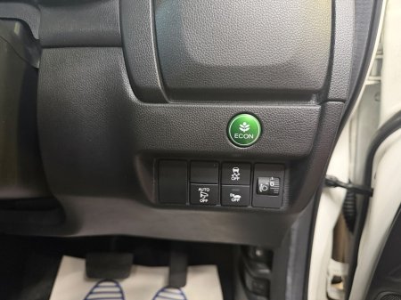 2016 Honda Fit - photo 22
