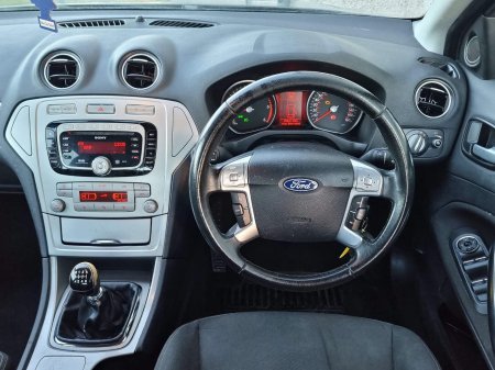 2010 Ford Mondeo - photo 11
