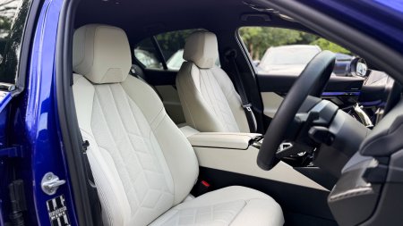2026 BMW 5-Series - photo 11