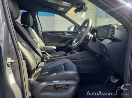 2025 Volkswagen Tiguan - photo 13