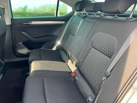 2024 Skoda Superb - photo 7
