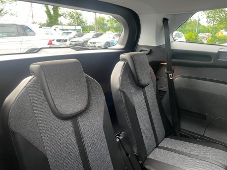 2018 Peugeot 5008 - photo 7