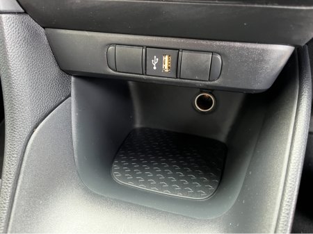 2023 Toyota Yaris - photo 16