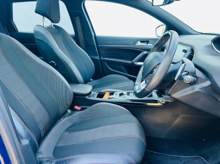 2017 Peugeot 308 - photo 16