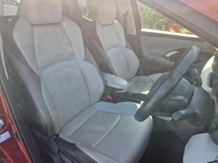 2021 Toyota Yaris - photo 6