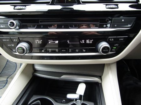 2018 BMW 5-Series - photo 29