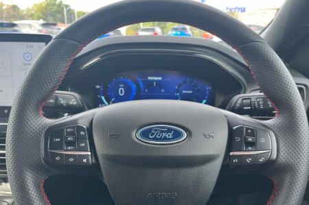 2023 Ford Focus - photo 12