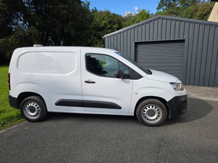 2023 Citroen Berlingo - photo 2