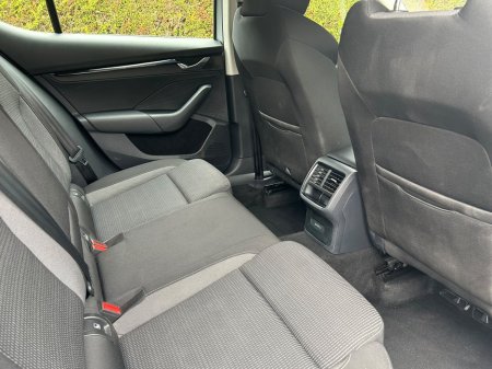 2024 Skoda Octavia - photo 25
