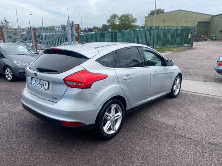 2017 Ford Focus - photo 5