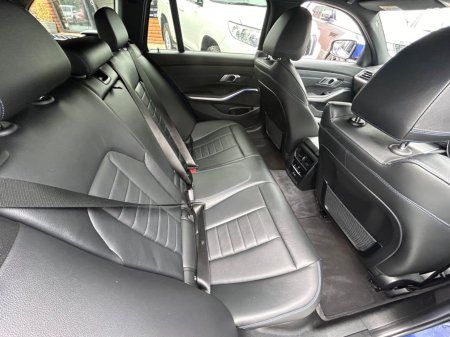 2021 BMW 3-Series - photo 27