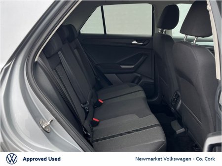 2024 Volkswagen T-Roc - photo 35