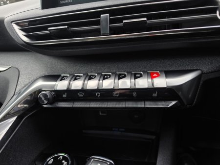 2020 Peugeot 5008 - photo 22