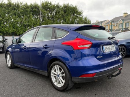 2015 Ford Focus - photo 4