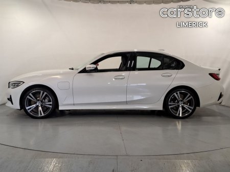 2021 BMW 3-Series - photo 6