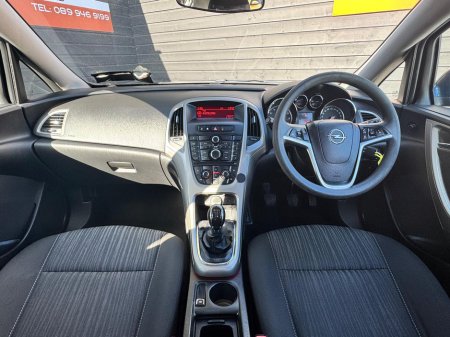 2011 Opel Astra - photo 10