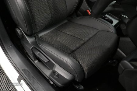 2023 Audi Q4 - photo 16