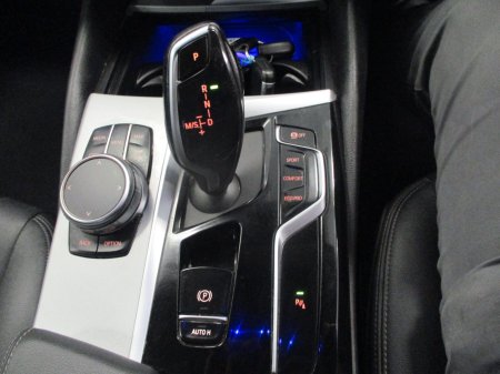 2023 BMW 5-Series - photo 21