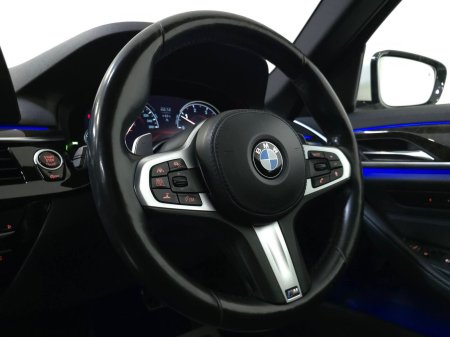 2017 BMW 5-Series - photo 20