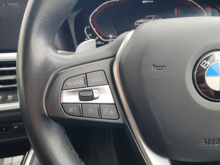 2021 BMW 3-Series - photo 17