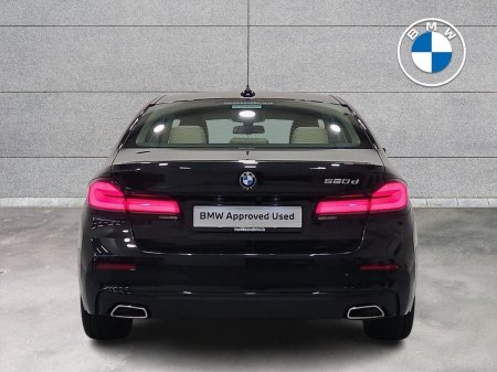 2023 BMW 5-Series - photo 15