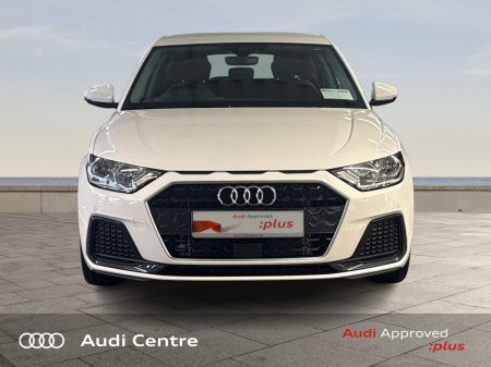2026 Audi A1 - photo 2