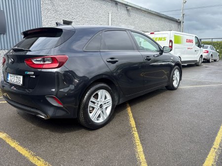 2021 Kia Ceed - photo 8