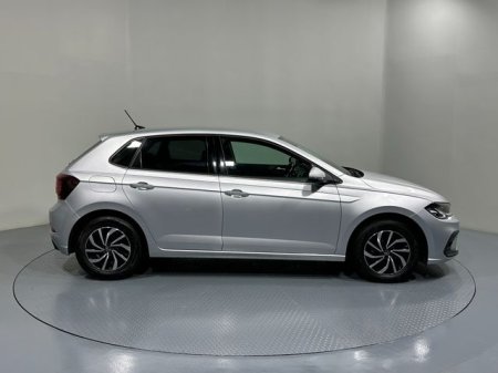 2024 Volkswagen Polo - photo 8