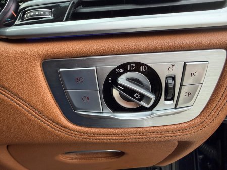 2016 BMW 7-Series - photo 27