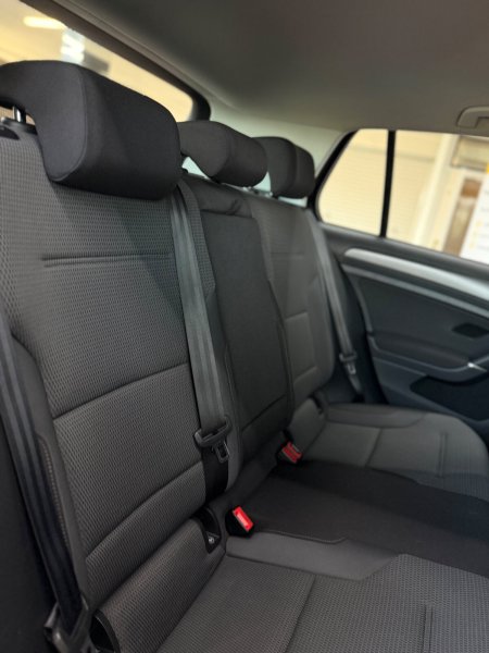 2017 Volkswagen Golf - photo 22