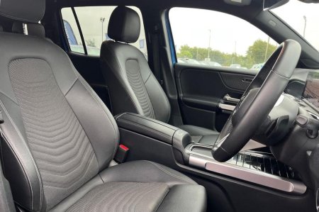 2025 Mercedes-Benz GLB - photo 17