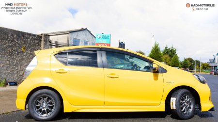 2014 Toyota Aqua - photo 5