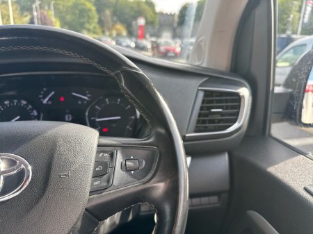 2024 Toyota Proace - photo 13