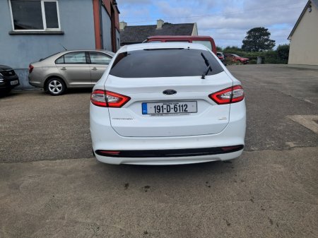2019 Ford Mondeo - photo 5