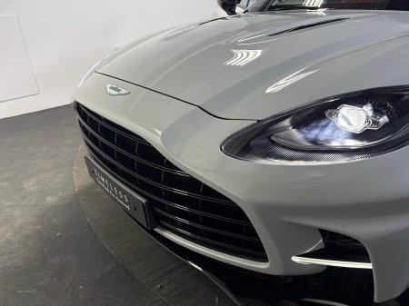 2024 Aston Martin DBX - photo 20