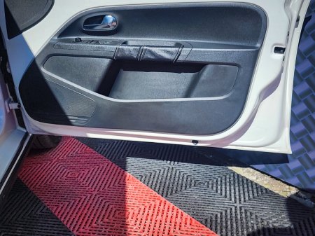 2015 Volkswagen up! - photo 26